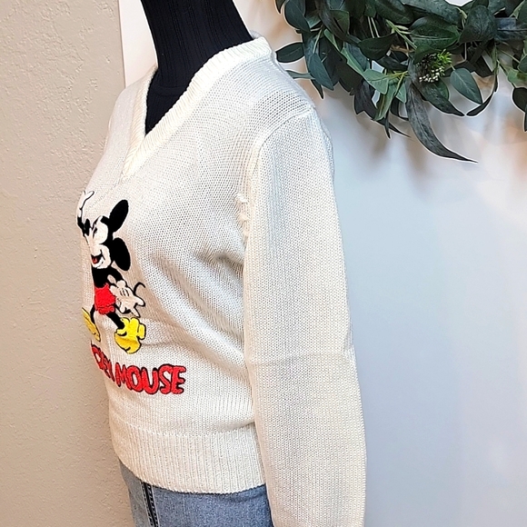 VTG | Disney | Disney Character Fashions Mickey Mouse Sweater - Picture 6 of 13